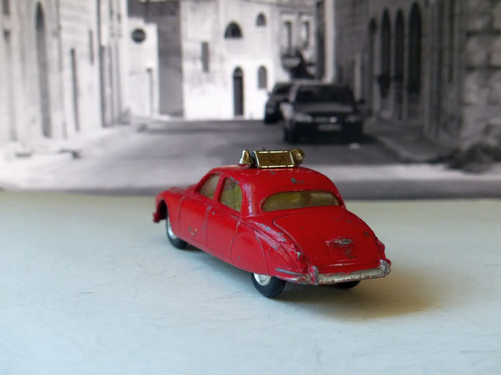 213S Jaguar 2.4 Fire Chief's Car