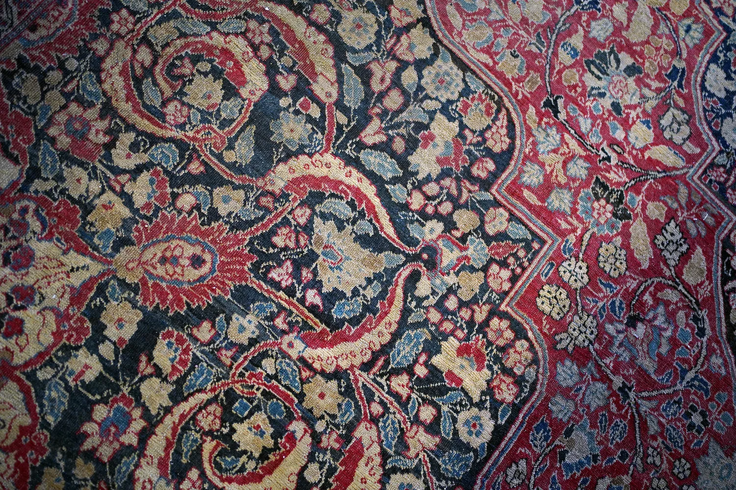 A Good Large Late 19thC Tabriz Carpet c.1900