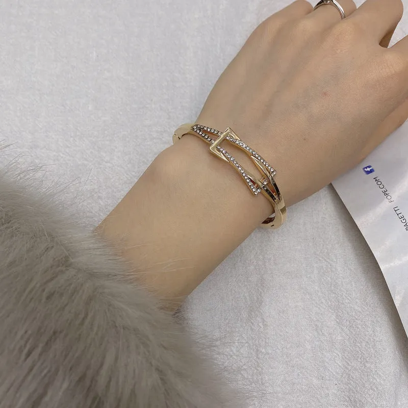 European Chic Bracelet, Luxury Fashion Statement Piece, Zinc Alloy Clothing Accessory