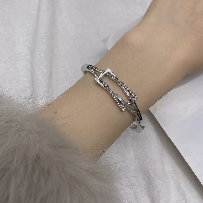 European Chic Bracelet, Luxury Fashion Statement Piece, Zinc Alloy Clothing Accessory