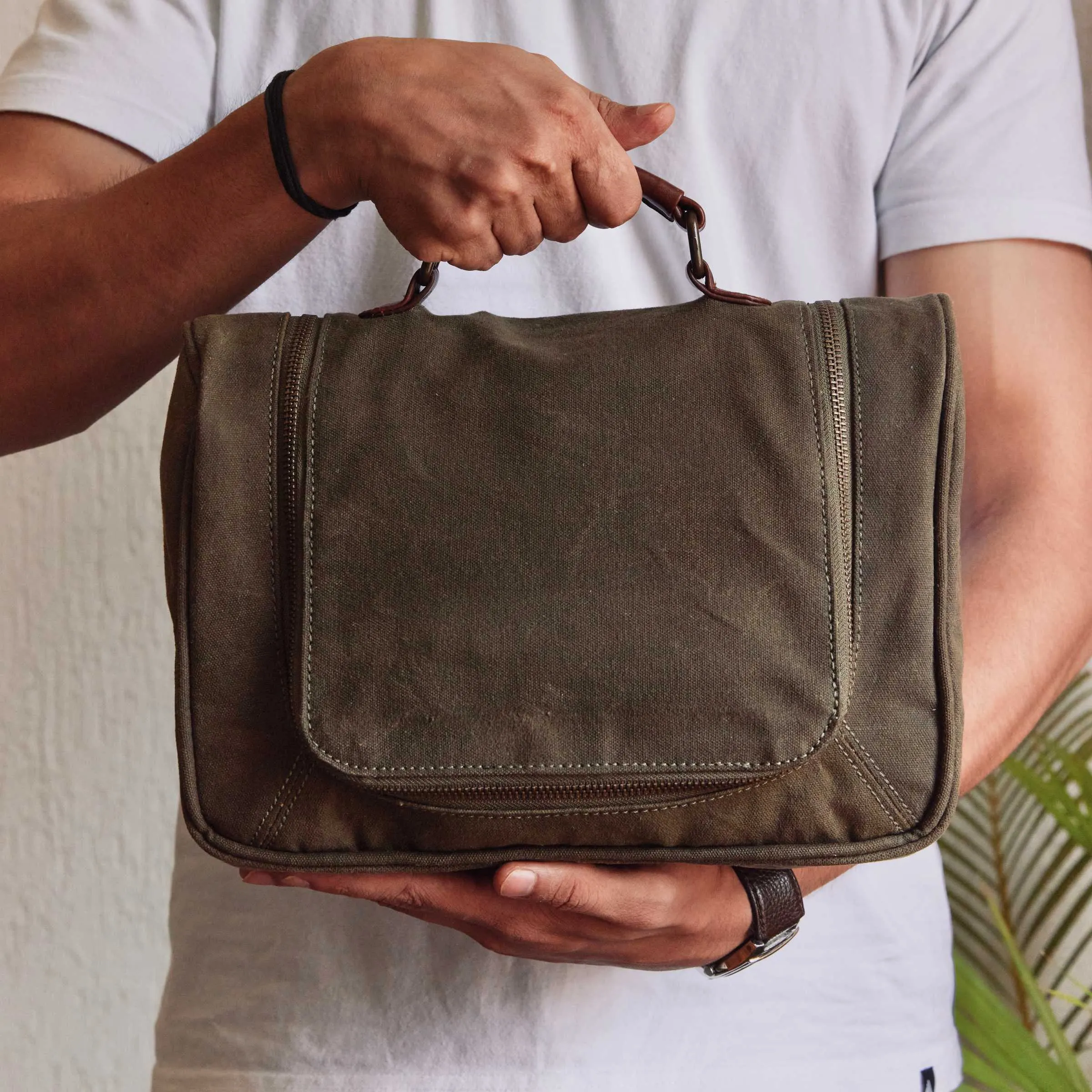 Olive Toiletry Bag | Waxed Canvas