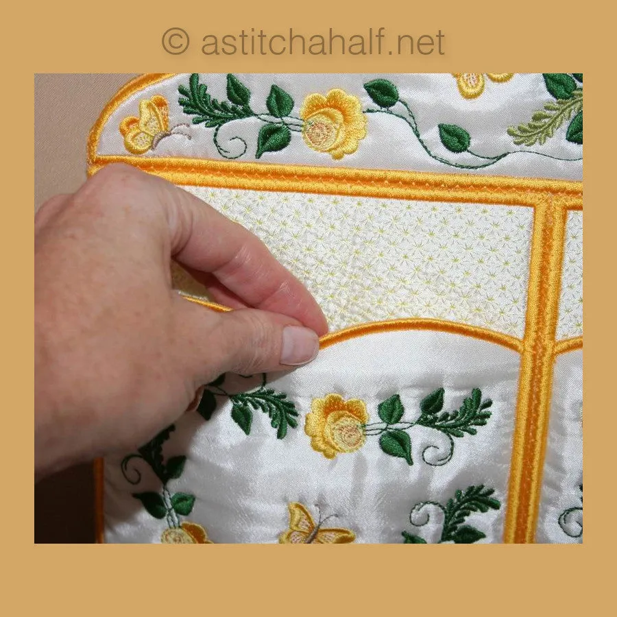 Rosebud Closet Organizer