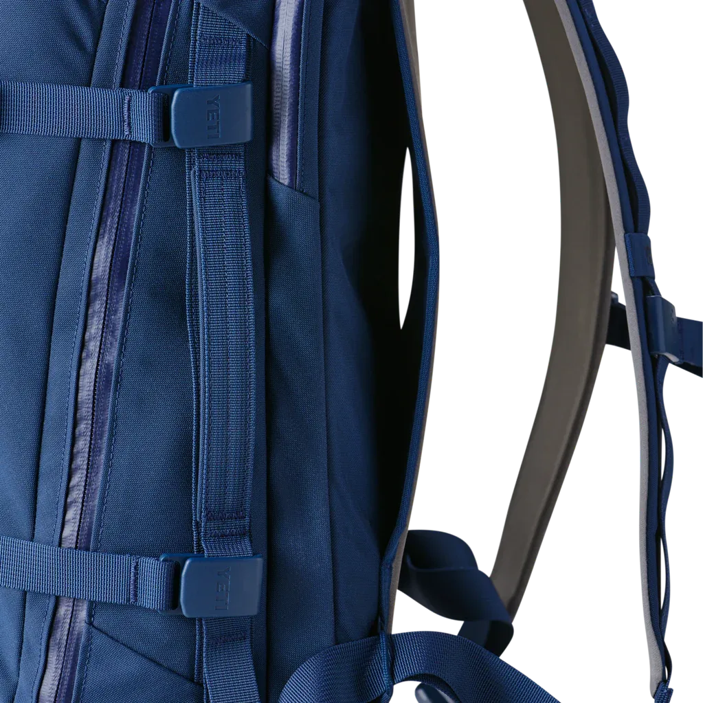 YETI Crossroads 27L Backpack